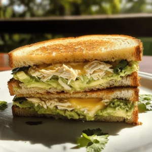 The Chicken Avocado Melt Sandwich stands out as a delightful fusion of flavors and textures, effortlessly combining creamy avocado, tender chicken, and gooey cheese into one delicious package. This isn’t merely a quick meal option; it’s a culinary celebration that showcases fresh ingredients while delivering a nutritious punch. As more individuals seek healthier alternatives that don’t compromise on taste, the Chicken Avocado Melt Sandwich has become a go-to choice for busy professionals and families alike. With a few simple ingredients and straightforward steps, you can create a sandwich that not only satisfies your hunger but also delights your palate.